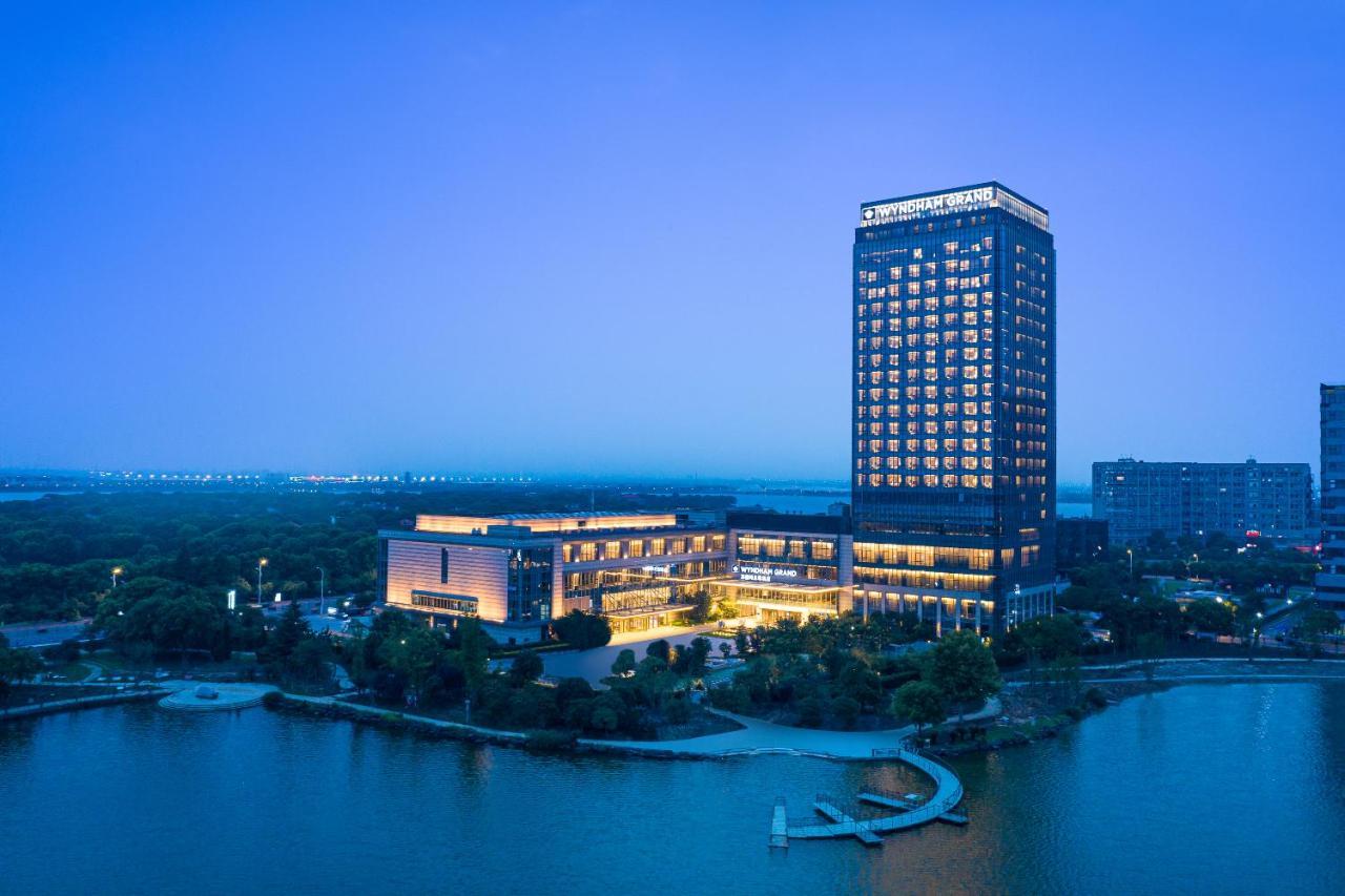 Wyndham Grand Suzhou Fenhu Hotel Xinta Luaran gambar
