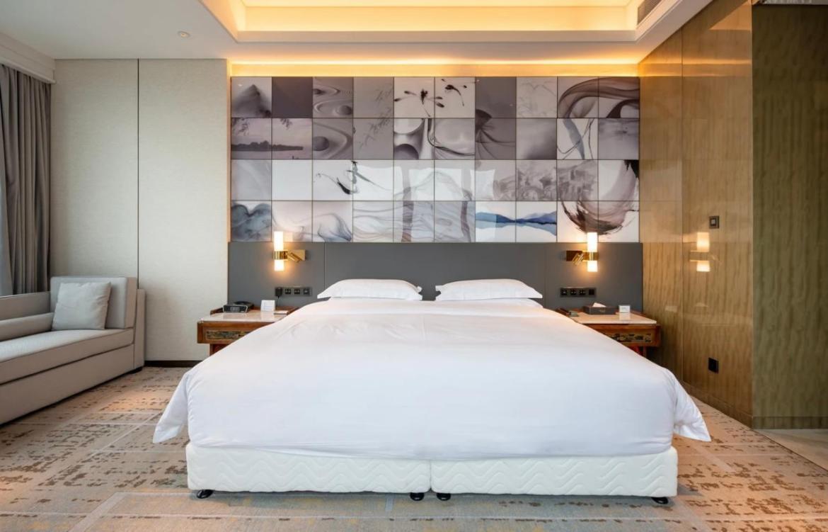 Wyndham Grand Suzhou Fenhu Hotel Xinta Luaran gambar